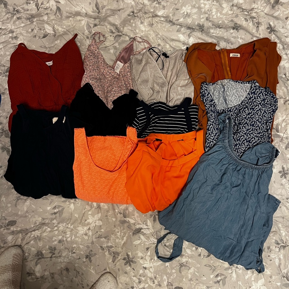 10 Small Women Dresses Lot / Bundle